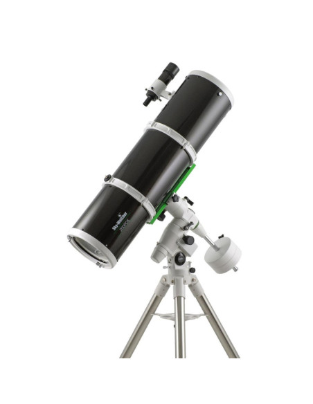 Télescope Sky-Watcher 200/1000 PDS sur monture NEQ5
