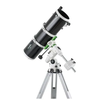 Skywatcher 150/750 Black Diamond sur monture EQ3-2 2